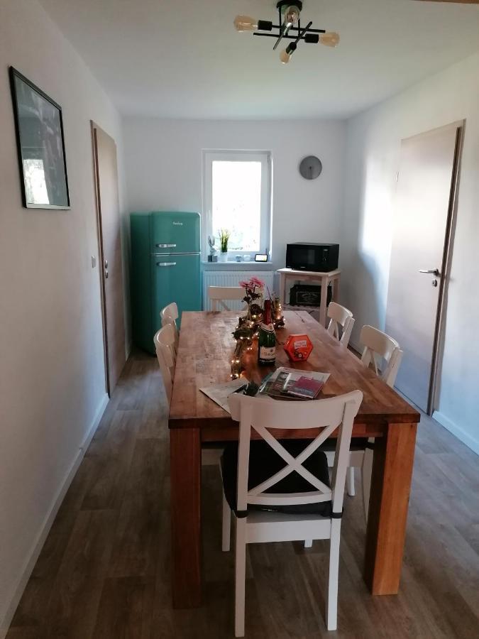 Fewo Im Lehm-Fachwerkhaus Erfurt Mit 3 Einzelnen Schlafzimmern Je Mit Tv Exterior photo