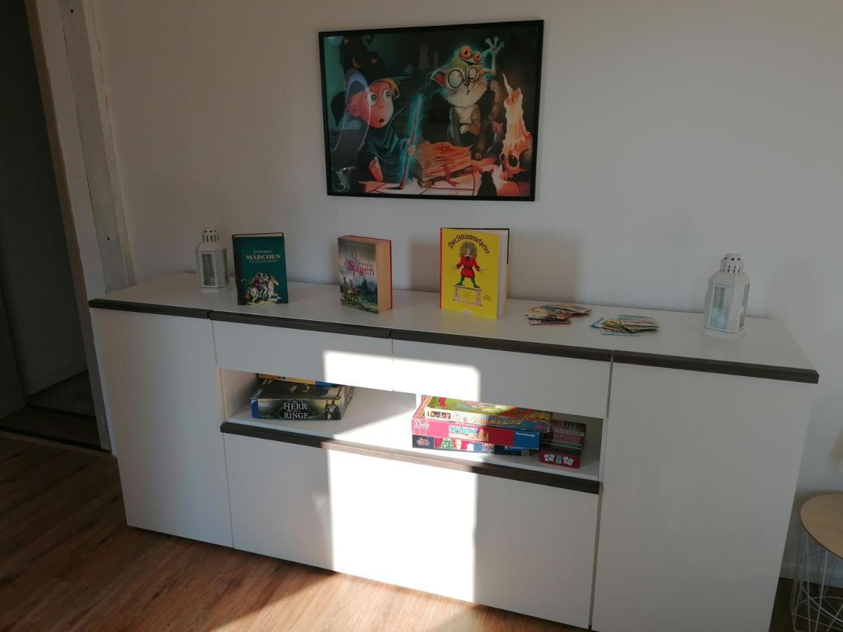 Fewo Im Lehm-Fachwerkhaus Erfurt Mit 3 Einzelnen Schlafzimmern Je Mit Tv Exterior photo